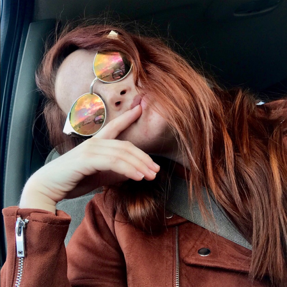 Meet your Posher, Amber